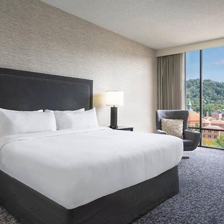 Renaissance Asheville Downtown Hotel Bagian luar foto
