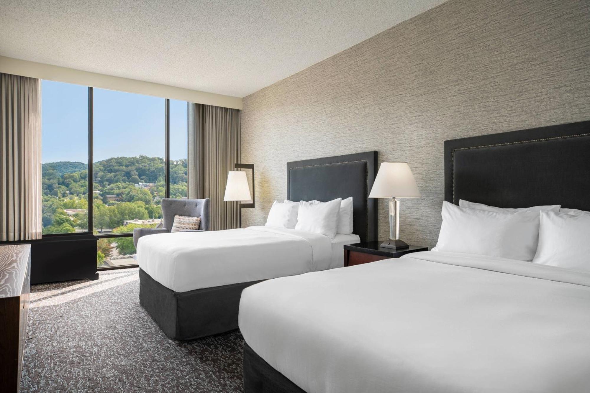 Renaissance Asheville Downtown Hotel Bagian luar foto