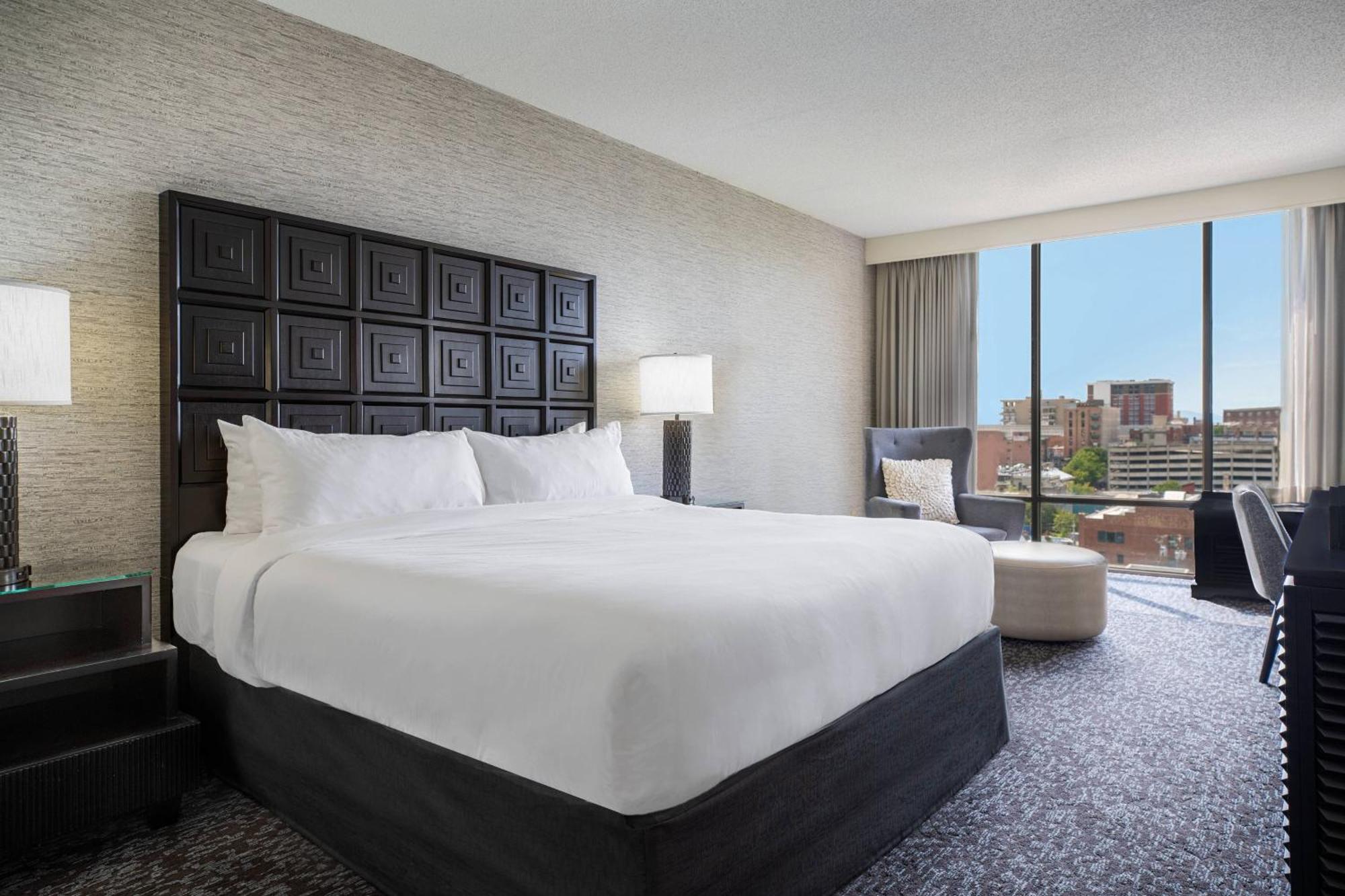 Renaissance Asheville Downtown Hotel Bagian luar foto
