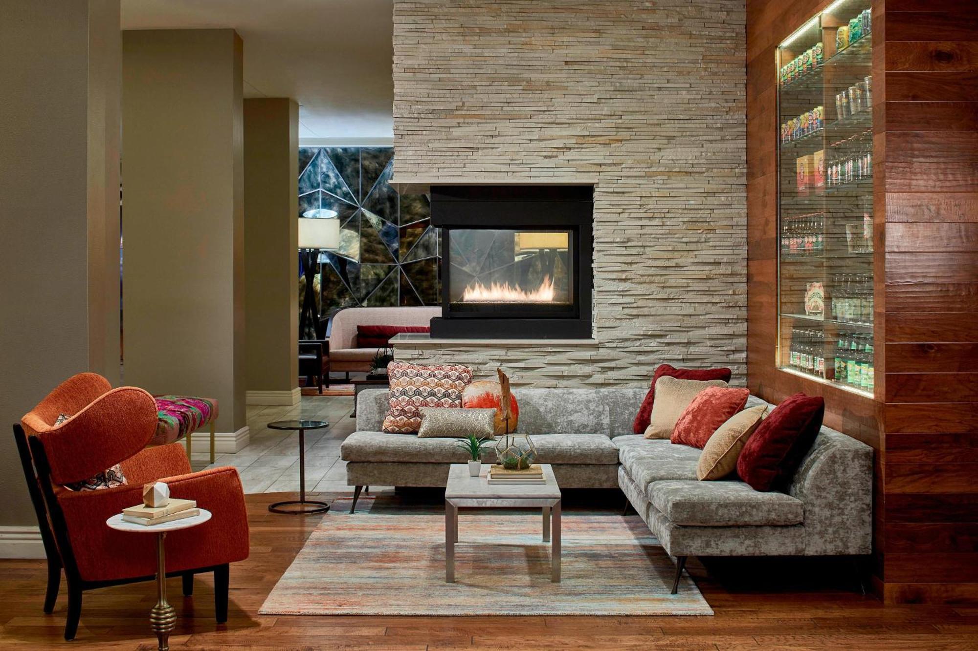 Renaissance Asheville Downtown Hotel Bagian luar foto