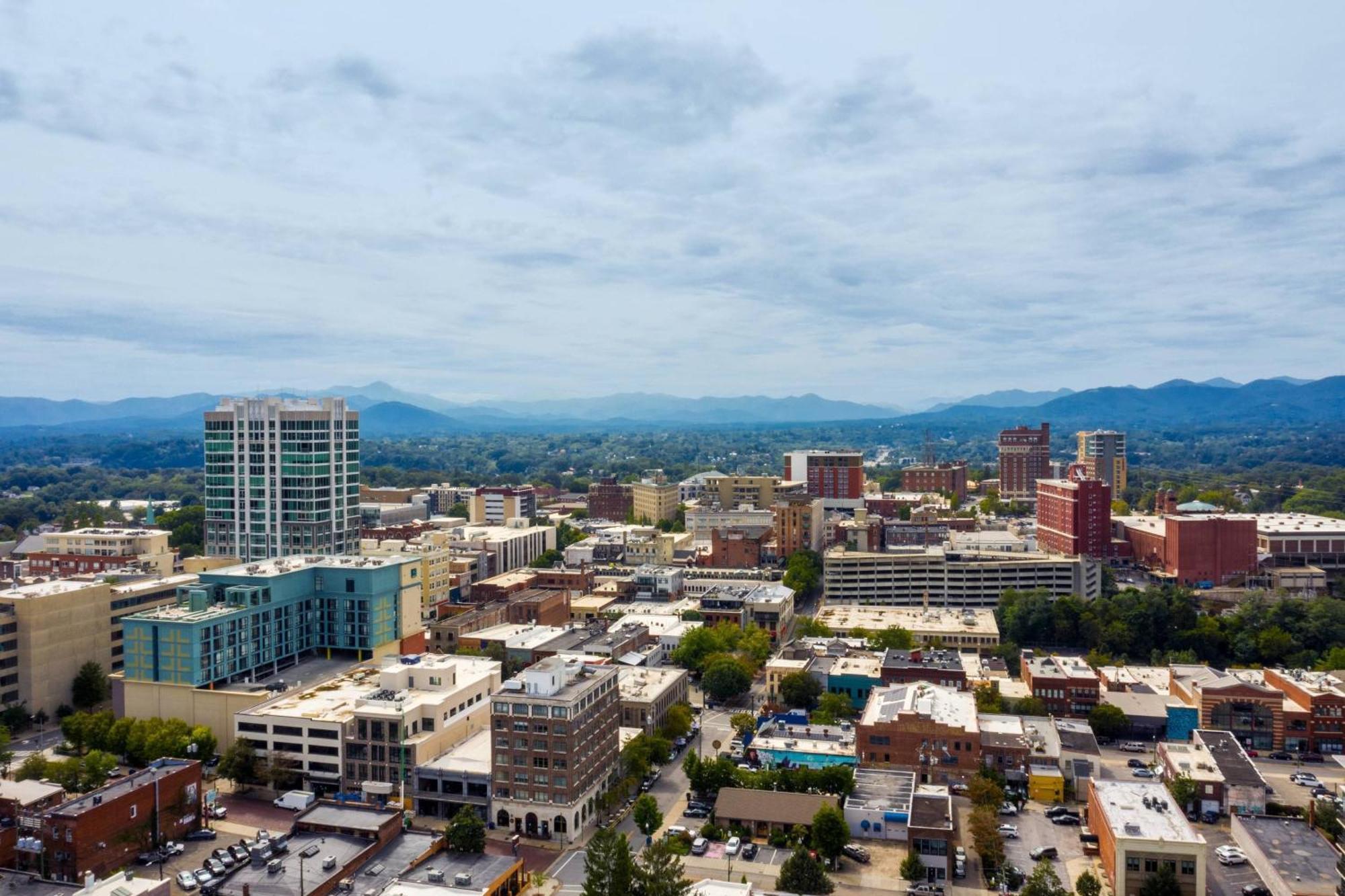 Renaissance Asheville Downtown Hotel Bagian luar foto