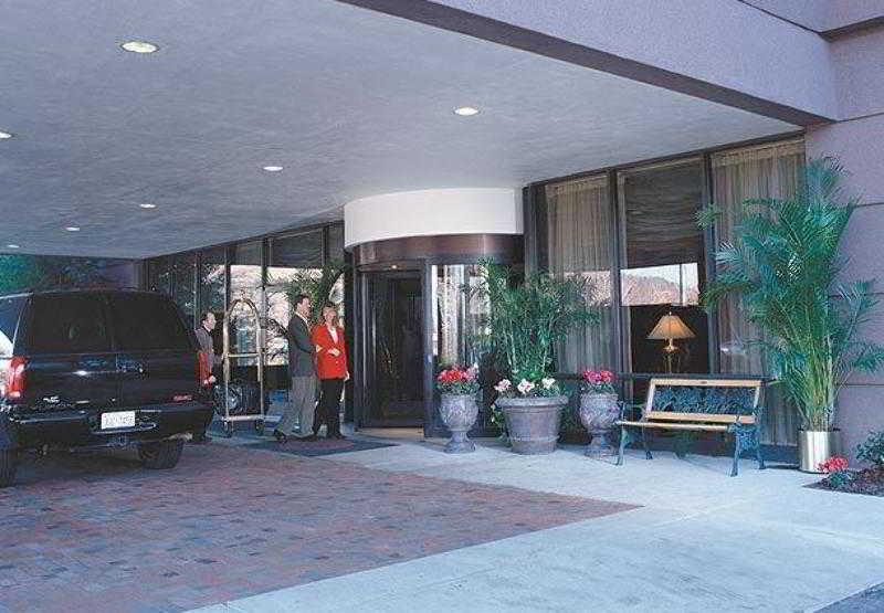 Renaissance Asheville Downtown Hotel Bagian luar foto
